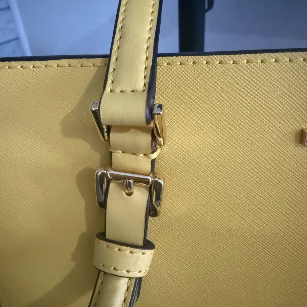 NWOT Michael Kors Sunny Yellow Tote and Wallet - Picture 5 of 11